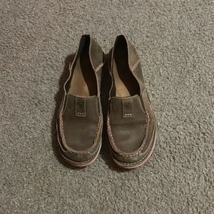 Women’s ariat shoes